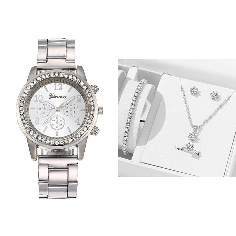 Women Quartz Watch - Stylish Diamond Casual Design